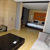 リビングからベッドルームへ