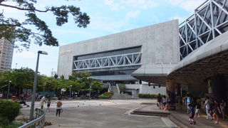 国立科学工芸博物館は、南館も含めて、広大な敷地に建物だけは立派、アクセスは良くなりました。