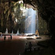 洞窟寺院