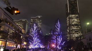 ライトアップでロマンティック