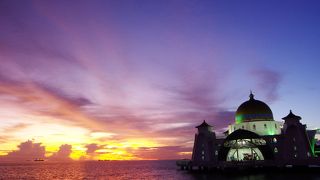 刻一刻と変わる夕空に感動