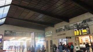 迷う程の広さでもない・・・