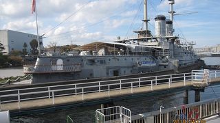 切符売り場で乗船切符を買っても、猿島の案合図をくれない！悪すぎるサービス