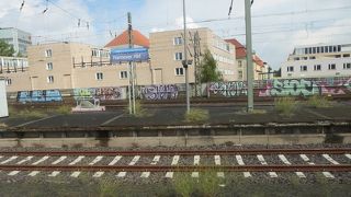 ベルリンからフランクフルトは混んでいました