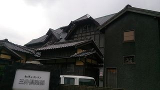 レトロな建物