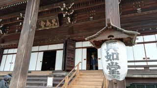 無料で見られる紅葉は素晴らしいです