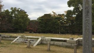 基礎だけが残ってます