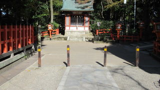 お鬼さんの侵入を守っているのね