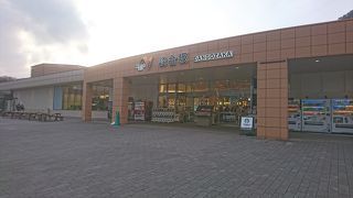 地元の野菜が売ってました