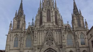 やはり「黒いマリア像」は人気