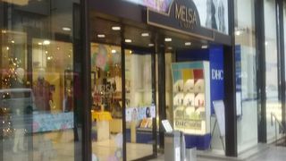 東京メトロの有楽町線の銀座一丁目の駅に直結している名鉄メルサです