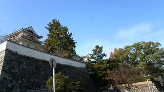 便利な場所にある公園