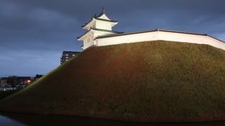 ライトアップされた櫓