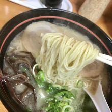 細麺！低加水麺！