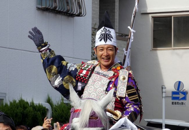 三島大祭りその２　つるの剛士の頼朝公旗揚げ行列　農兵節パレード　万燈パレード