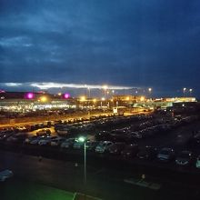 ホテル オーロラスターから見た空港の夜景です