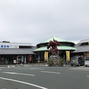 駐車場が二箇所あって便利