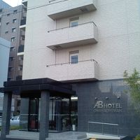 駅前１０階建てなので直ぐ判ります！