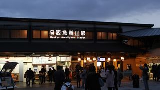 電車はクロスシートで快適