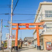 駅の近くにあった立派な神社でした