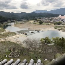 天守から見る肱川