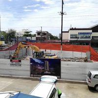 建て替える場所は、道路に面した貸店舗があった場所です。