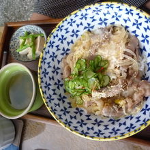 牛丼：実際はカツ丼を注文しましたが間違えました