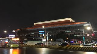 台湾で一番大きな駅