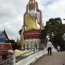 どっちかと言うとついでに隣のお寺にも路地を通って行ってみて