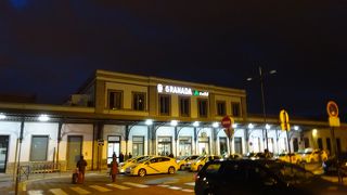 アンテケラ・サンタンナからのバス到着場所