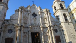 修復中で入場できませんでした