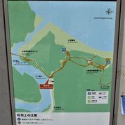 小港海岸を訪れた時に道沿いに流れており、小港海岸へ注いでいる父島唯一の川です。