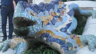 ガウディとグエル伯爵が夢見た庭園住宅