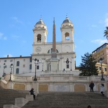 トリニタ デイ モンティ教会 