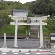因幡の白うさぎで有名な鳥取市白兎にある神社の鳥居を道の駅から見ました!!