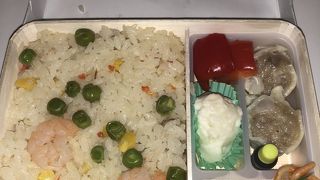 横濱ピラフはイマイチ