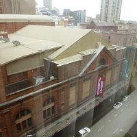 キャピトルシアターが目の前