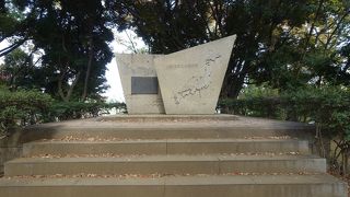 小高い場所にあります