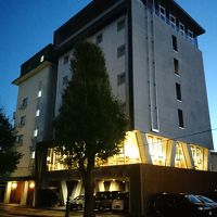 ホテル外観（早朝）