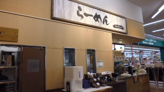 カインズ内のラーメン