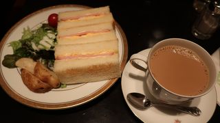 到着ロビーにあります