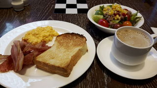 朝食バイキング