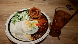 横浜の新山下にある島忠ホームズ2階に新オープン！