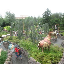 アリス イン ワンダーランド メイズ (愛麗糸夢遊仙境迷宮)