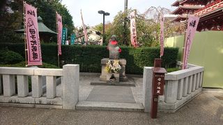 満州に残された母子の霊を慰める