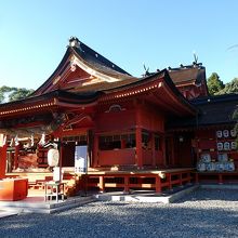 徳川家康造営の本殿や楼門