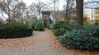 アルテ オパの近く