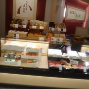 松戸の駅ビルのアトレにある和菓子の専門店