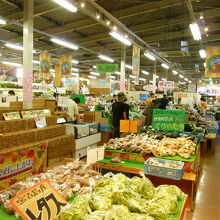 野菜コーナーが充実！