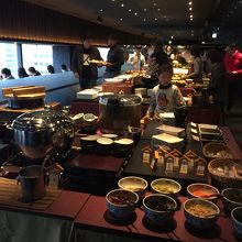 朝食ビュッフェは入口でまちました By タヌチーノ グリル ダイニング マンハッタンテーブルのクチコミ フォートラベル